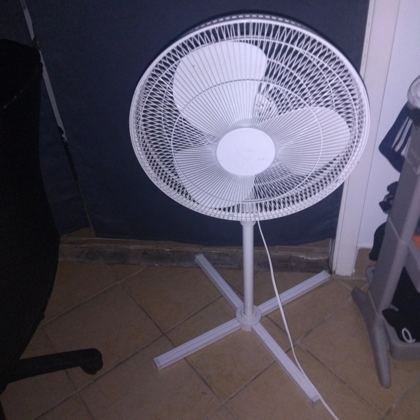 2 fans good condition 15 each