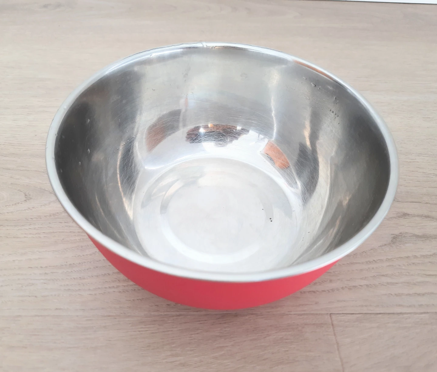 Set of 2 Stainless Steel Mixing Bowls with Lids - photo 4