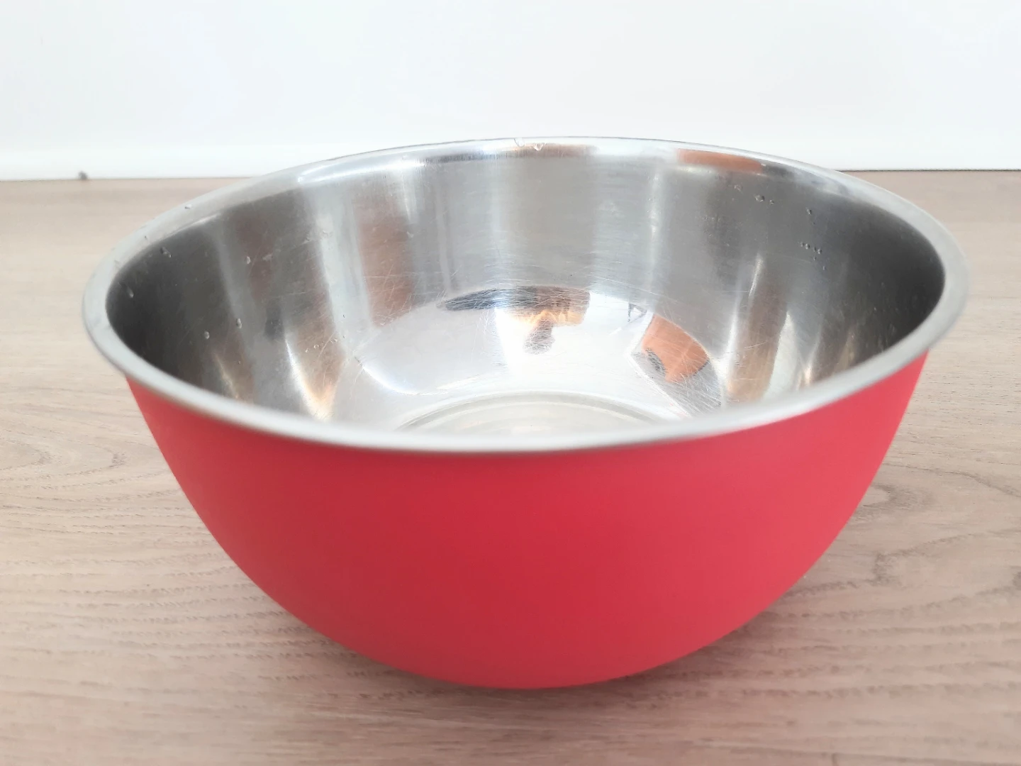 Set of 2 Stainless Steel Mixing Bowls with Lids - photo 5