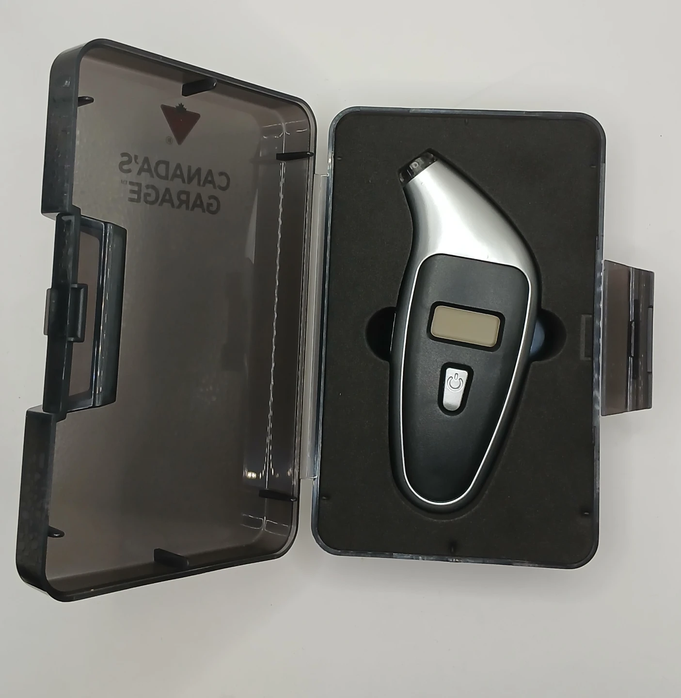 Canada's Garage Digital Tire Pressure Gauge - photo 3