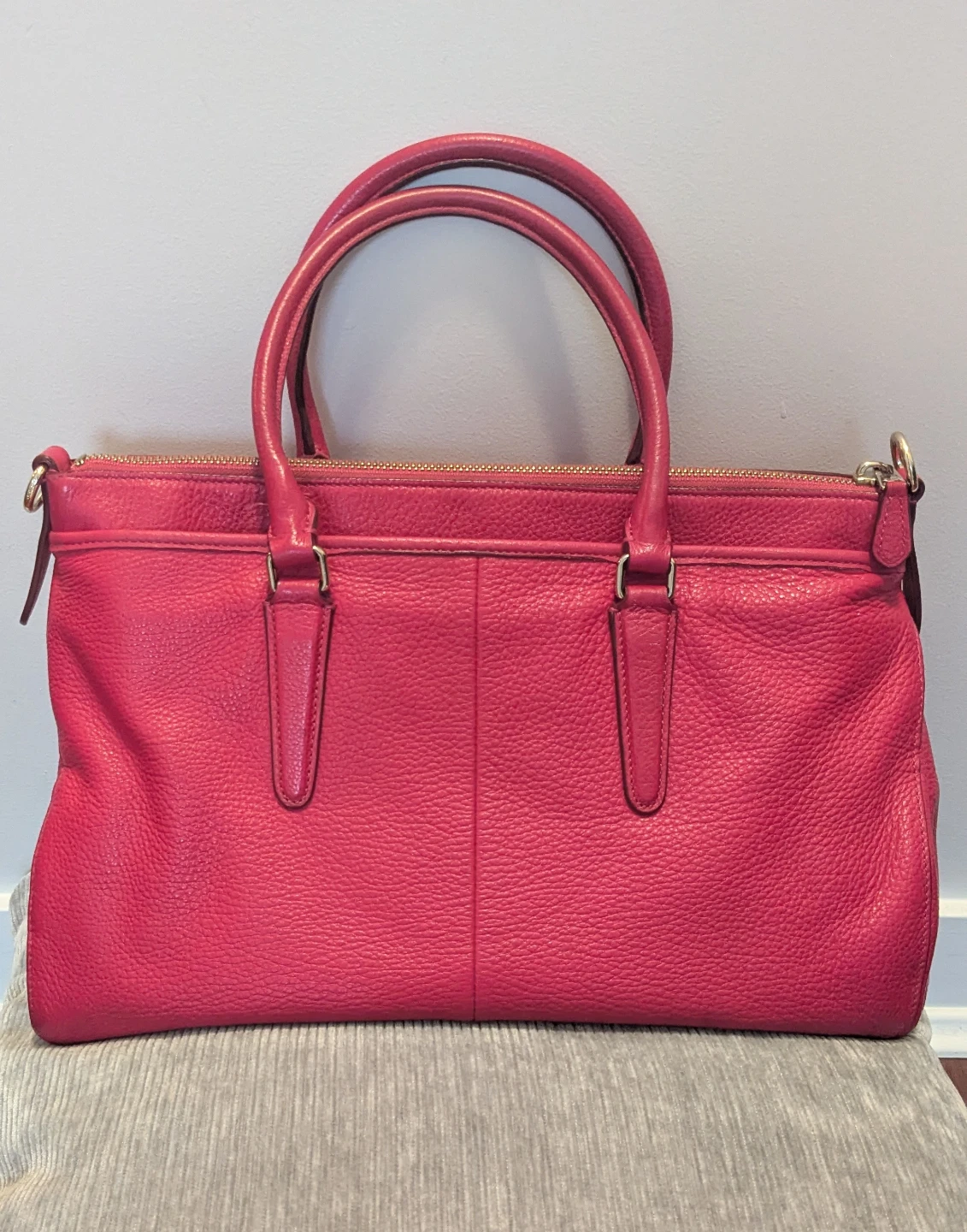 Coach Pink Leather Tote Bag with Detachable Strap - photo 2