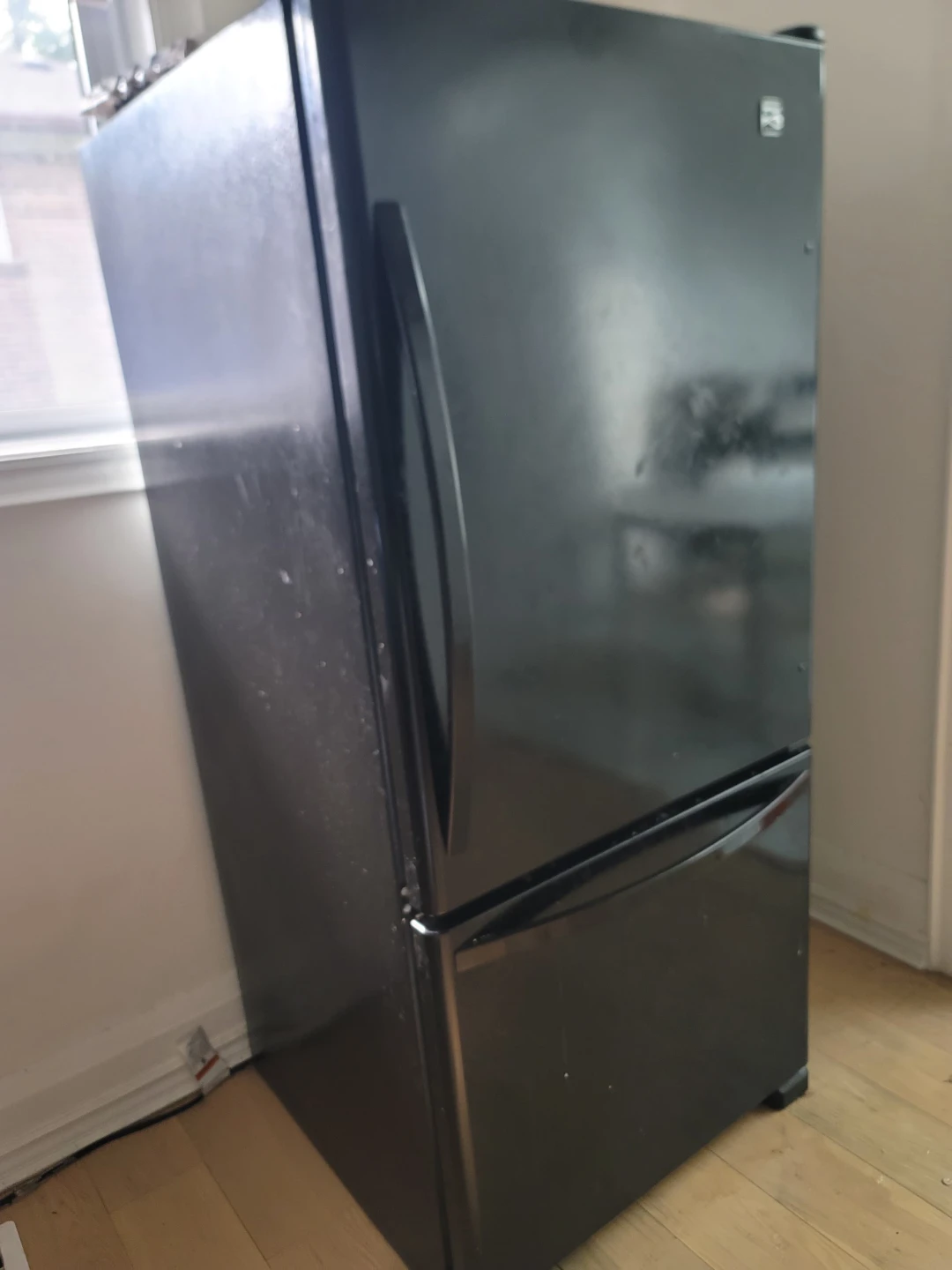 Kenmore Black Refrigerator - photo 2