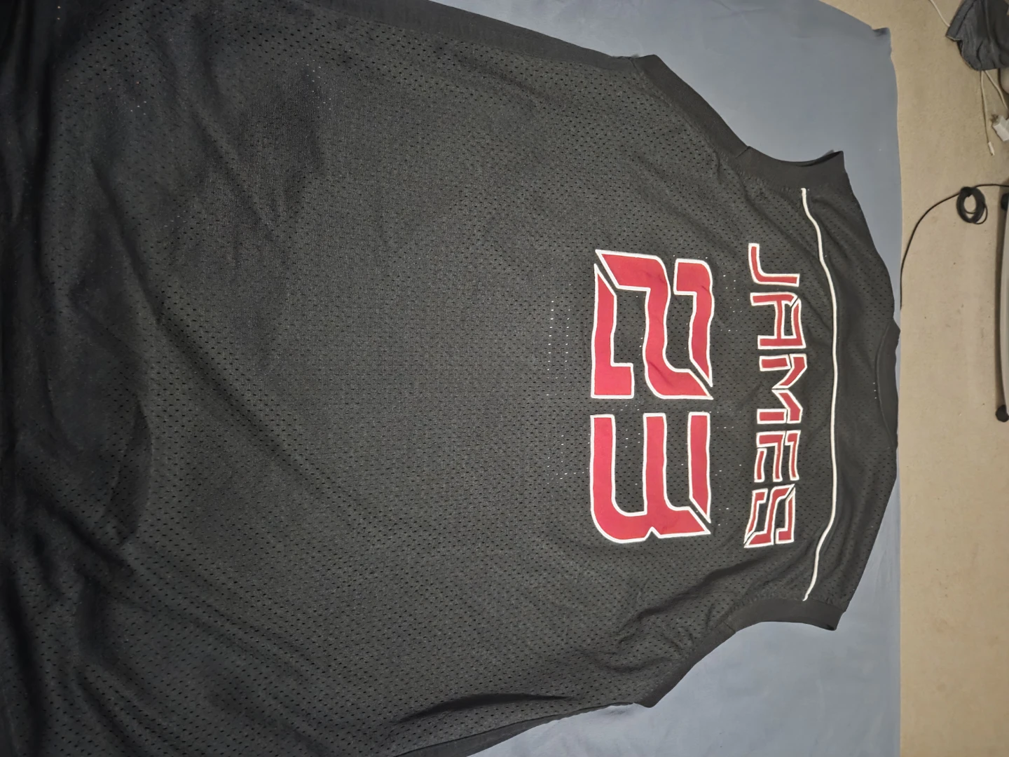 LeBron James King Jersey XXL - photo 3