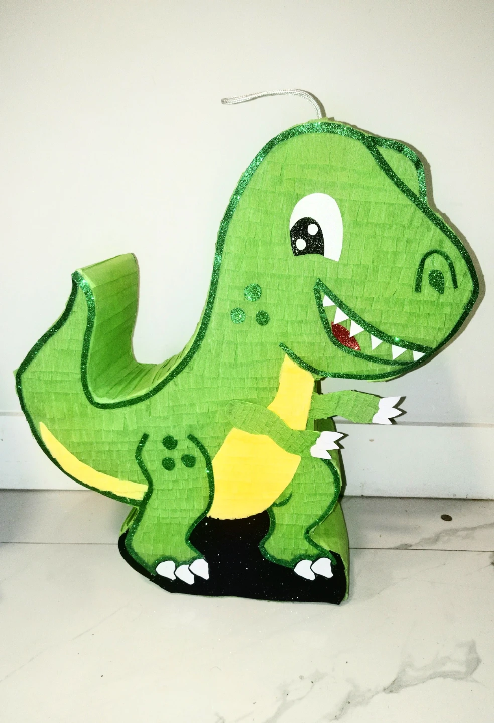 Piñata de dinosaurio