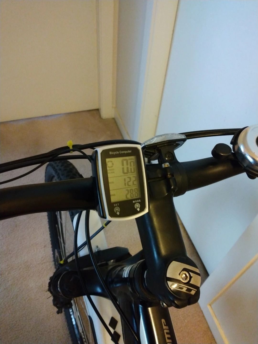 GT Agressor Comp Mountain Bike with Bicycle Computer - photo 4