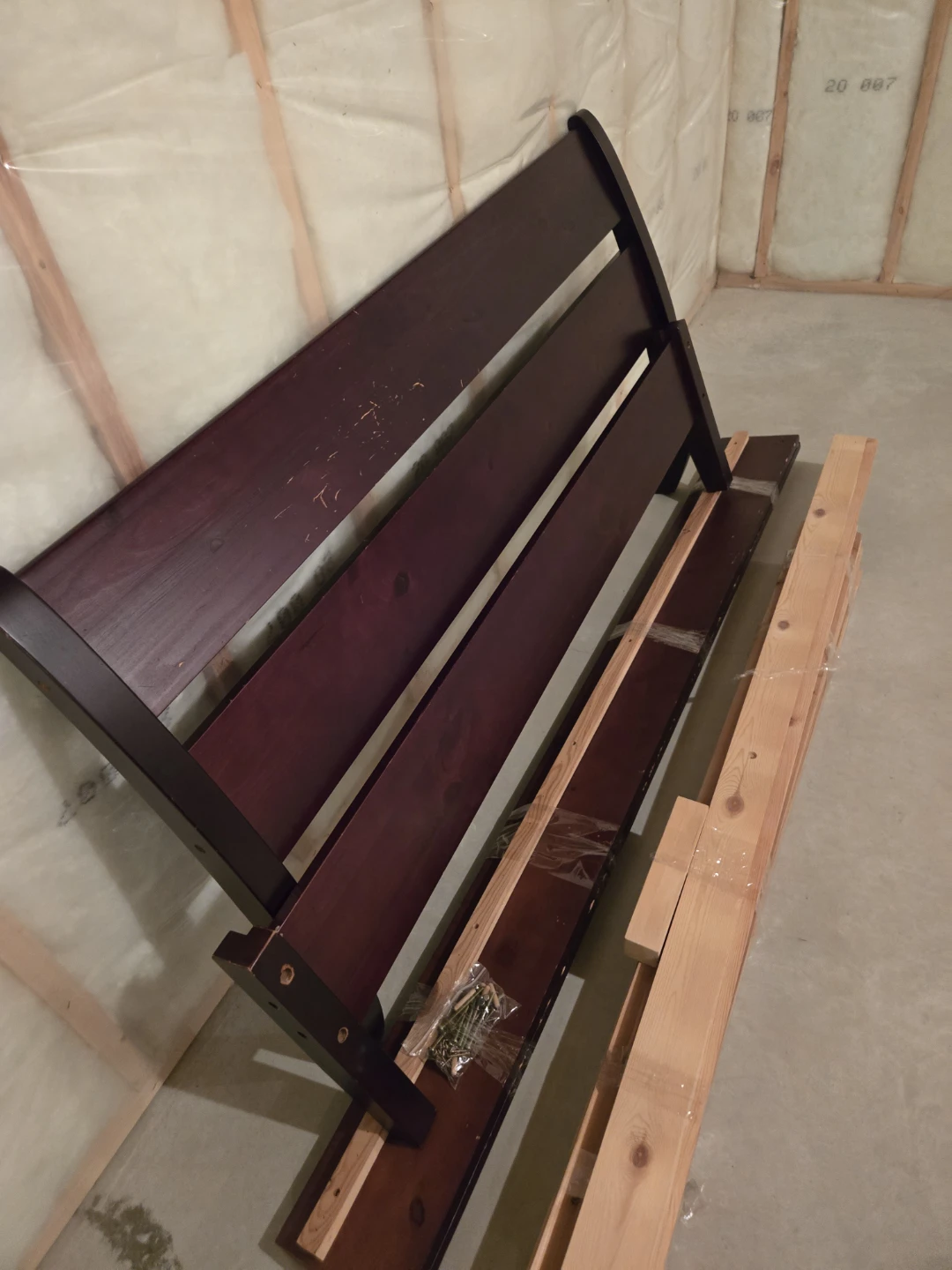 Queen - Dark Wood Sleigh Bed Frame with Mattress - photo 4