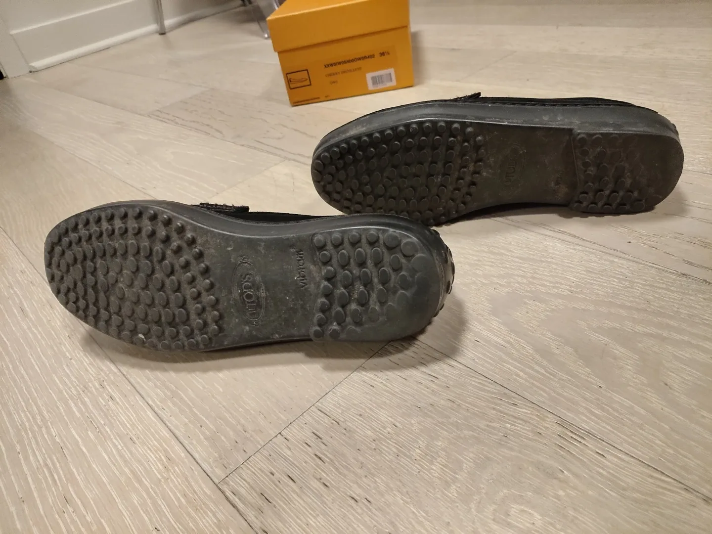 Tod's Black Suede  Loafers Size 36.5 EU (6.5 USA) - photo 5
