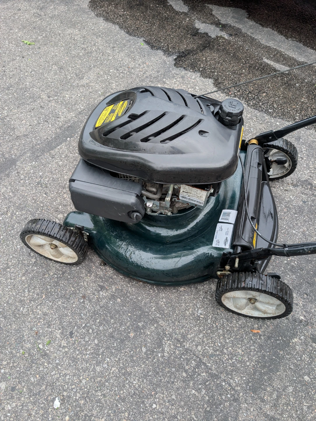 Yardworks 21" Self-Propelled as is need tuneup not starting - photo 3