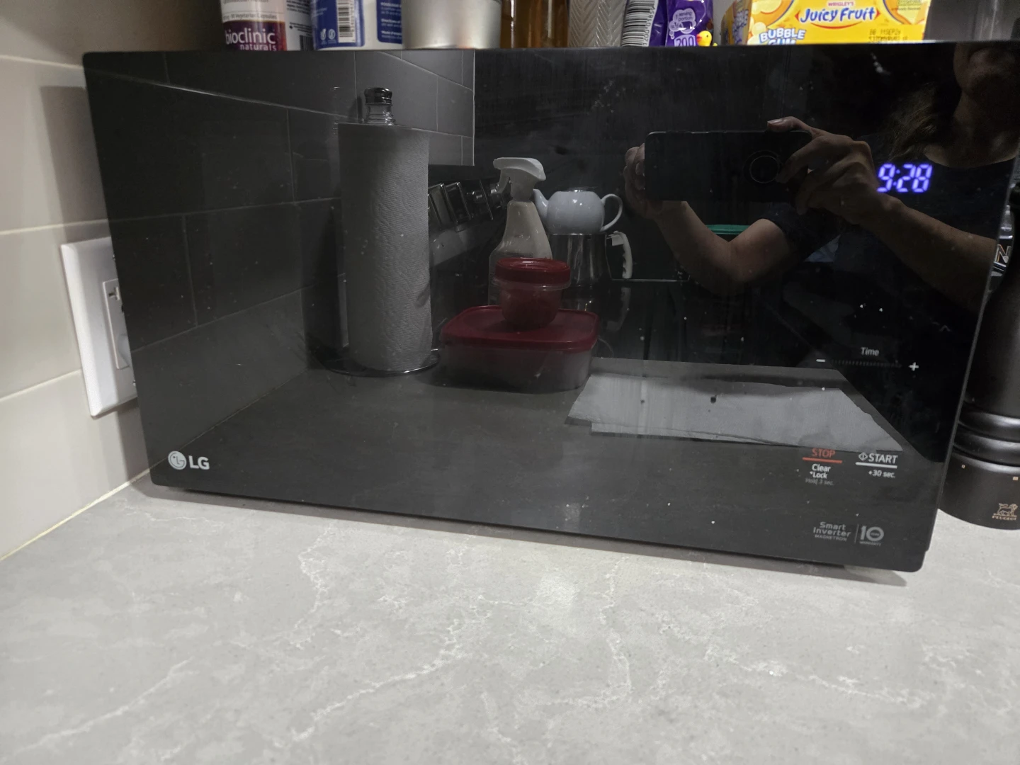 LG Microwave Oven