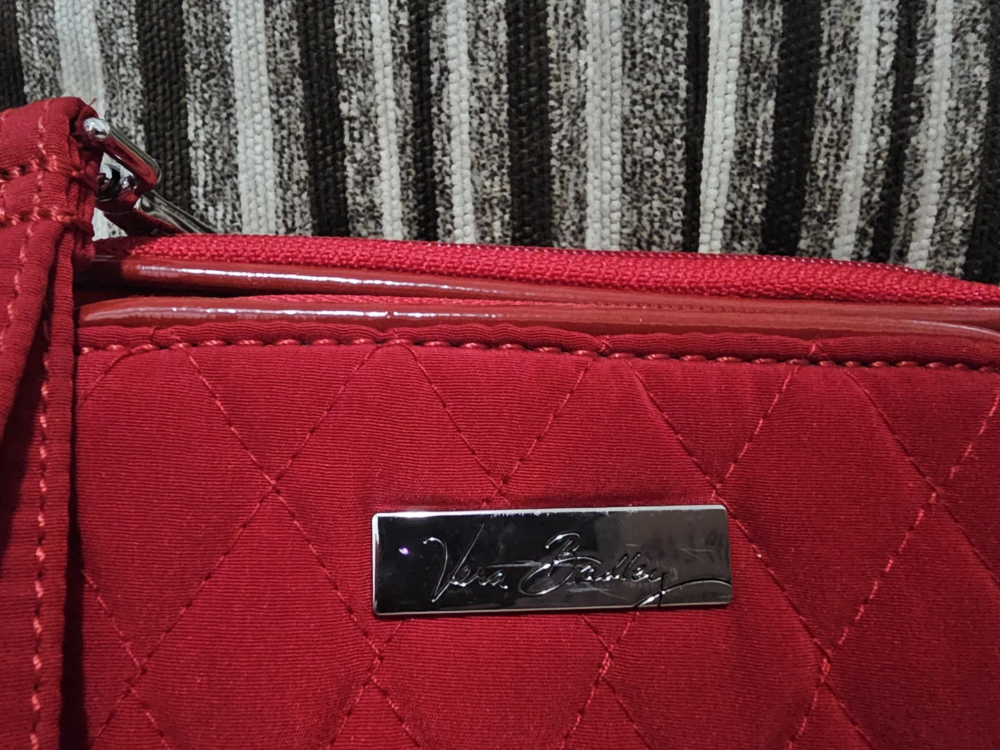 Vera Bradley Red Quilted Wristlet - photo 3
