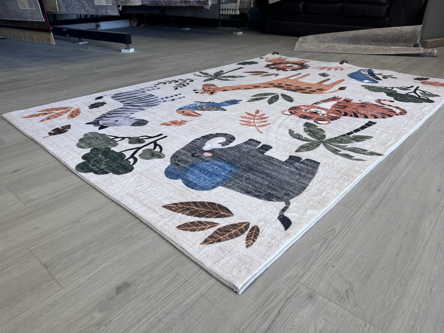 Kids' Animal and Floral Area Rugs 5 × 7 - photo 4