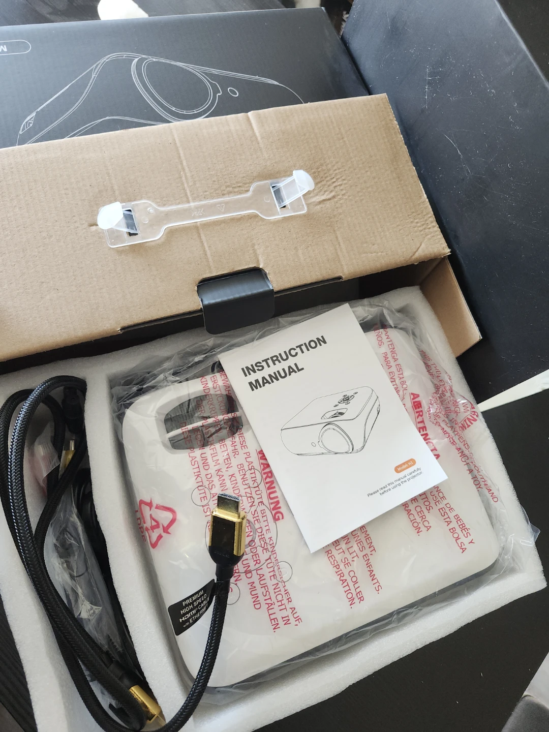 HAPPRUN Native 1080P Smart Projector H1 - photo 3