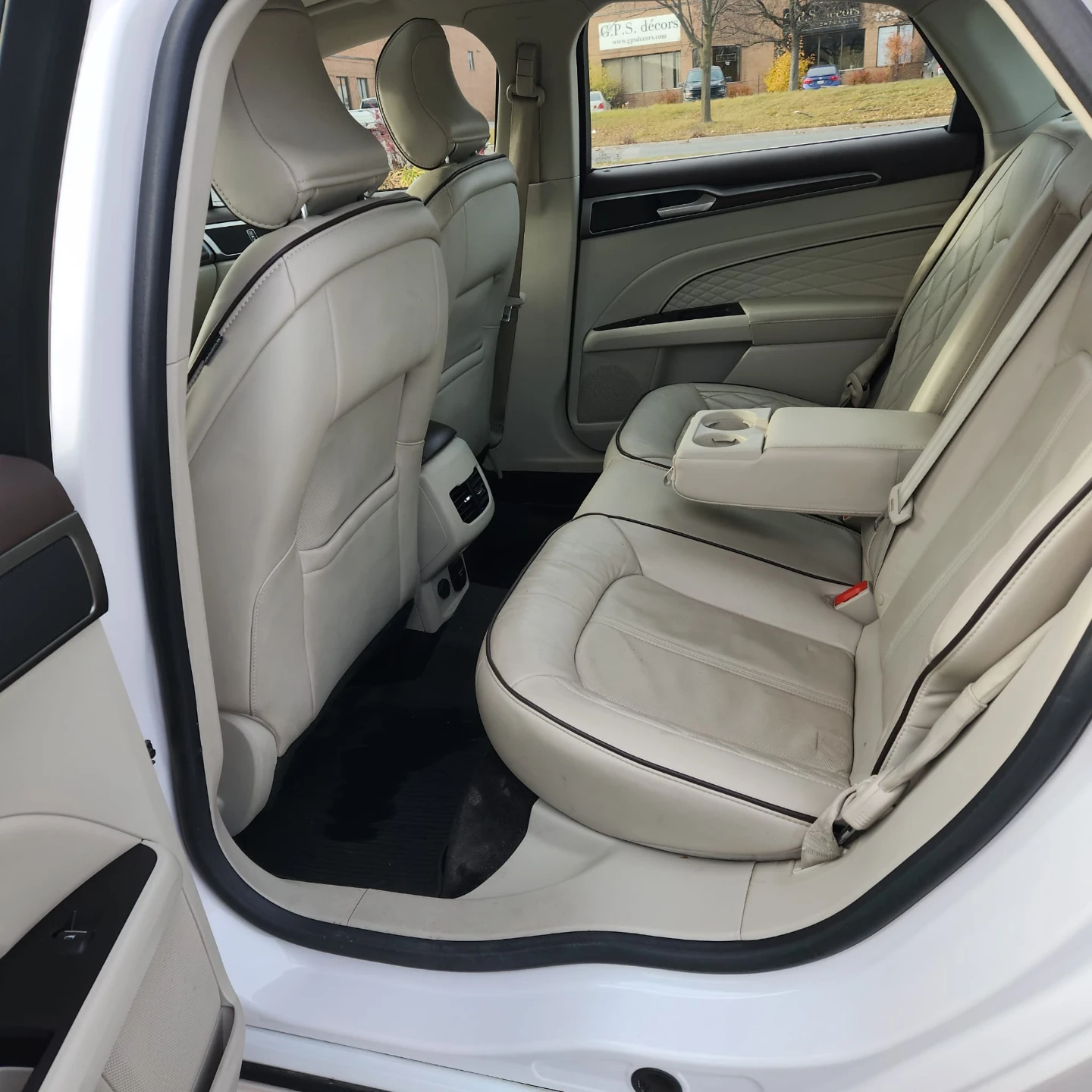 2017 White Ford Fusion Platinum AWD - photo 5