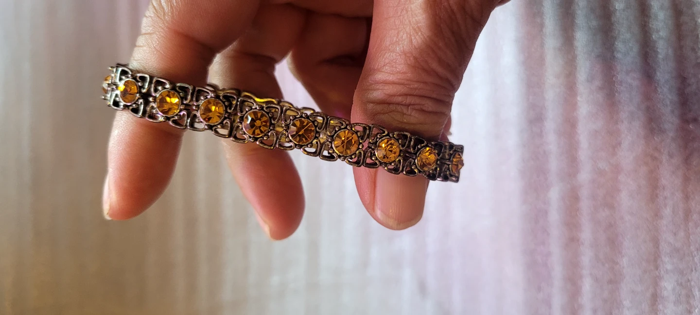 Sparkly Stone stretchy Bracelet