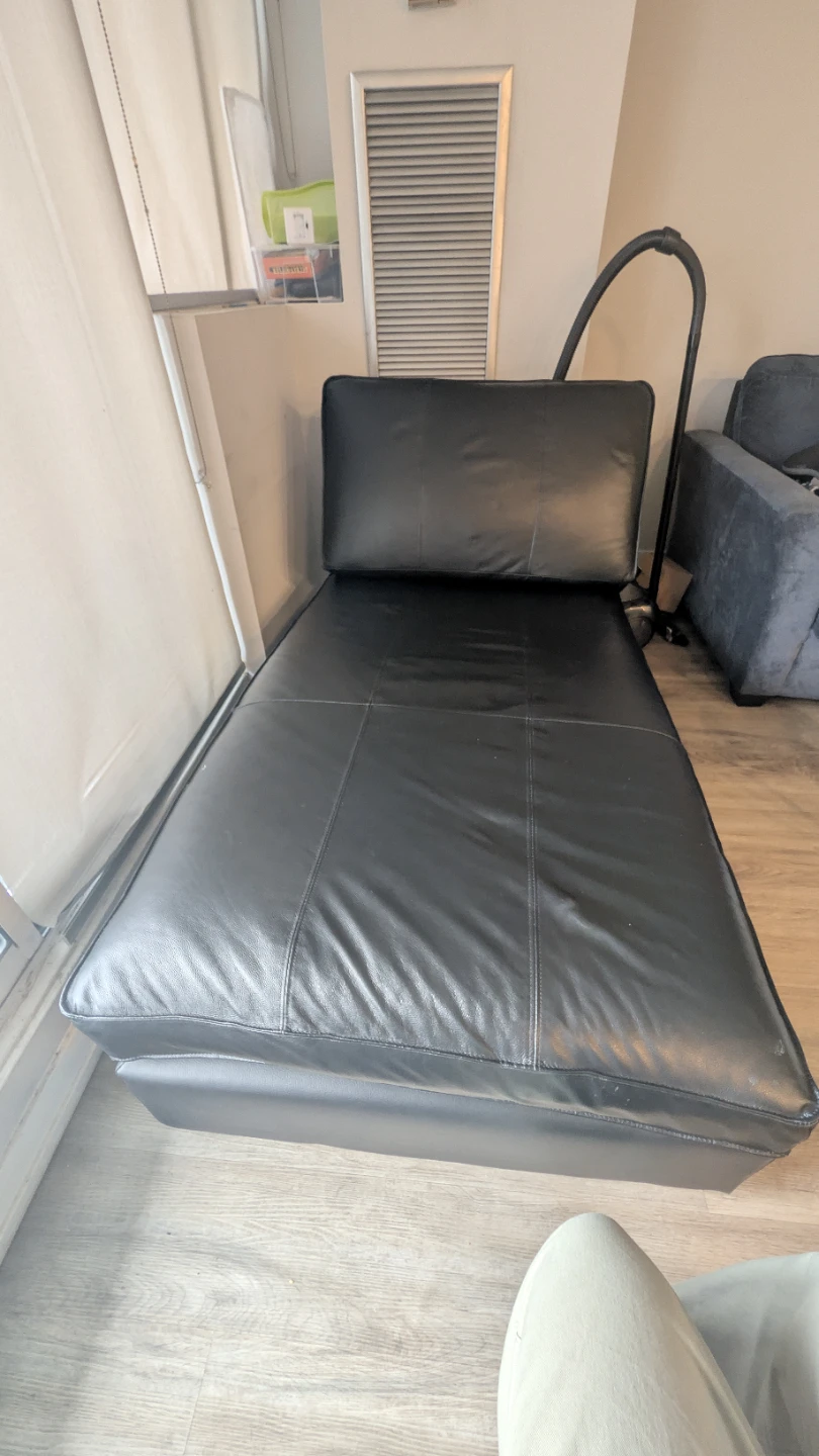 Real Black Leather Chaise Lounge - photo 4