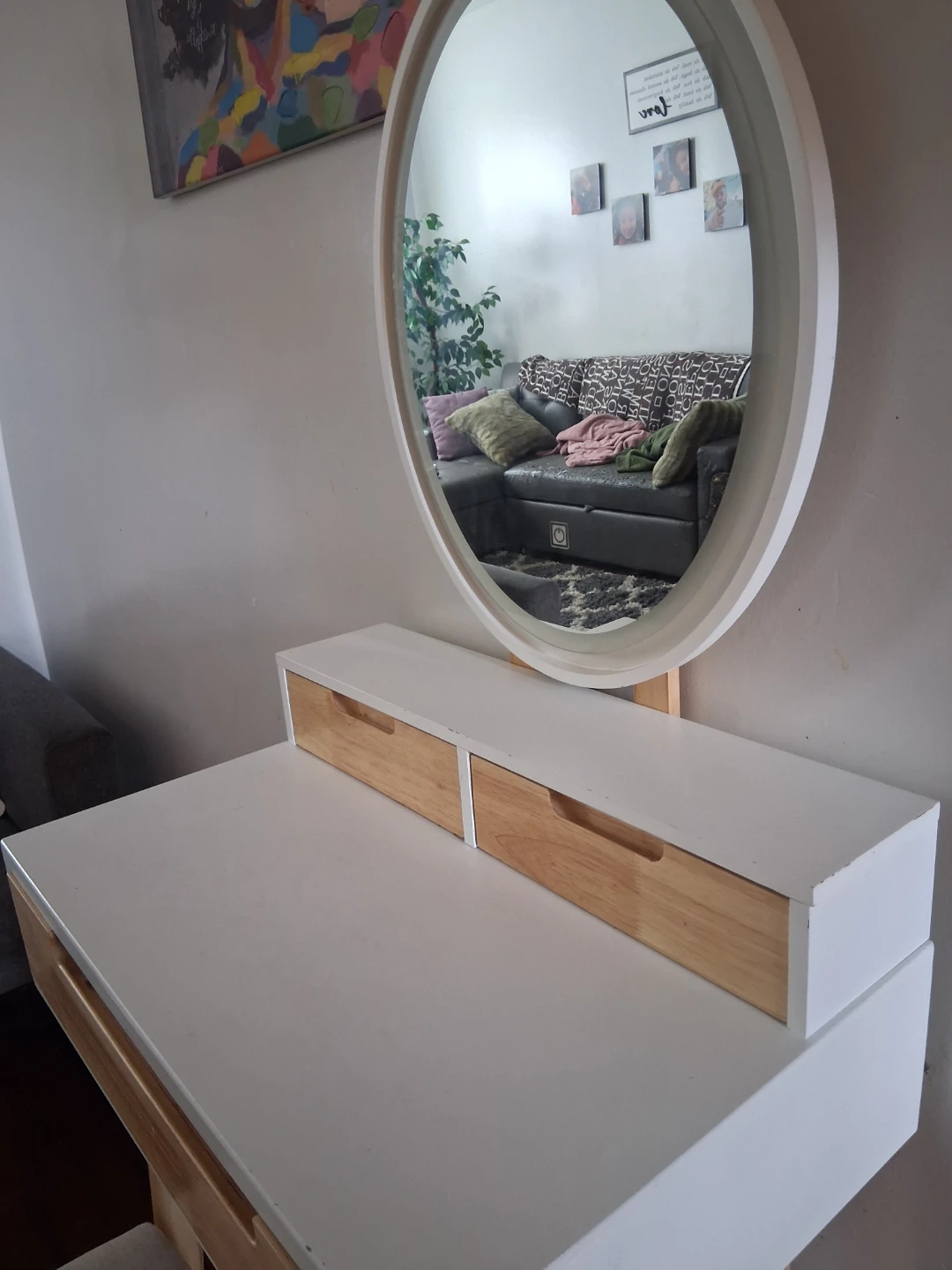White Vanity Desk with Mirror and Stool - photo 3