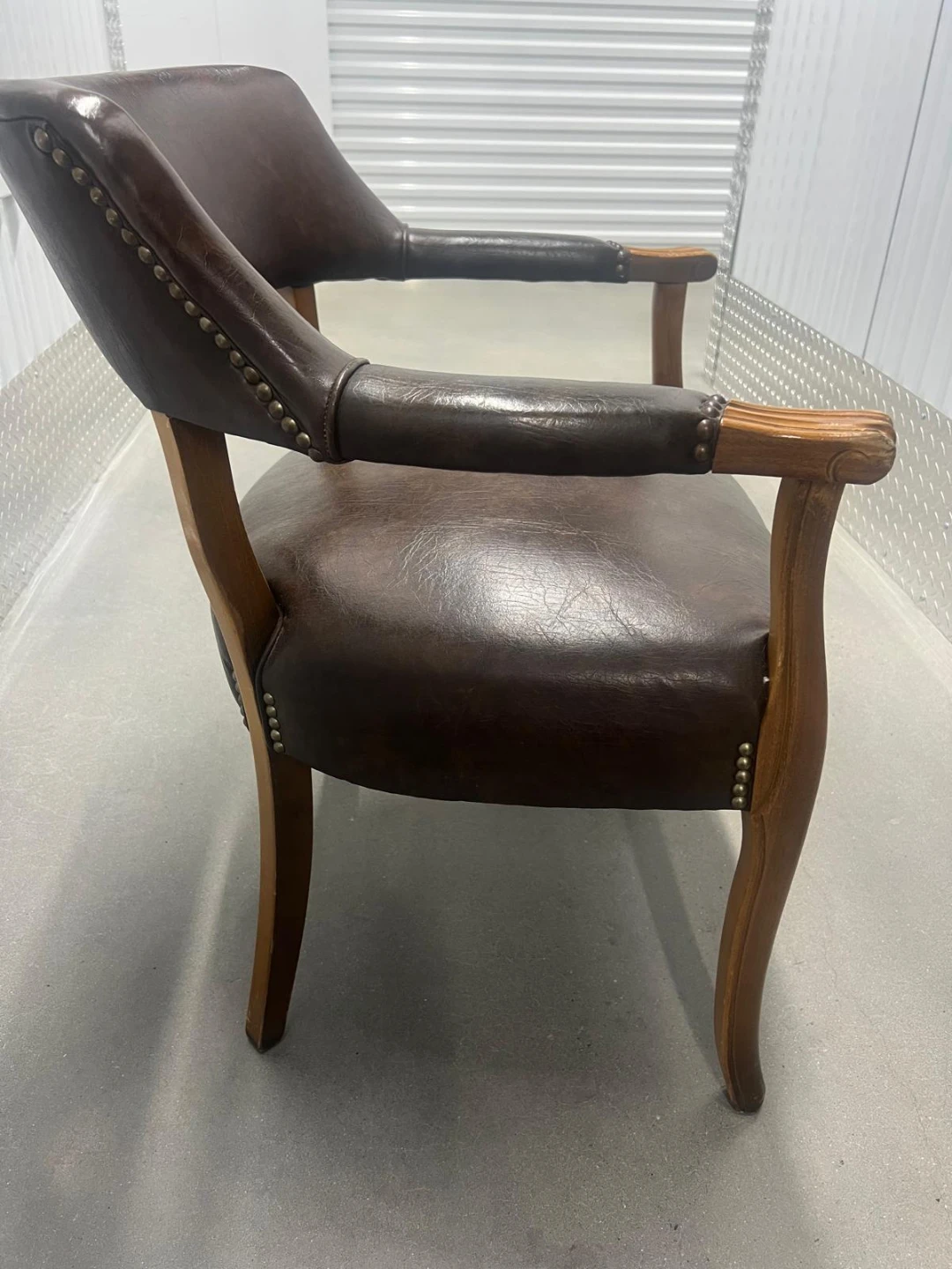 Brown Leather Armchair - photo 2
