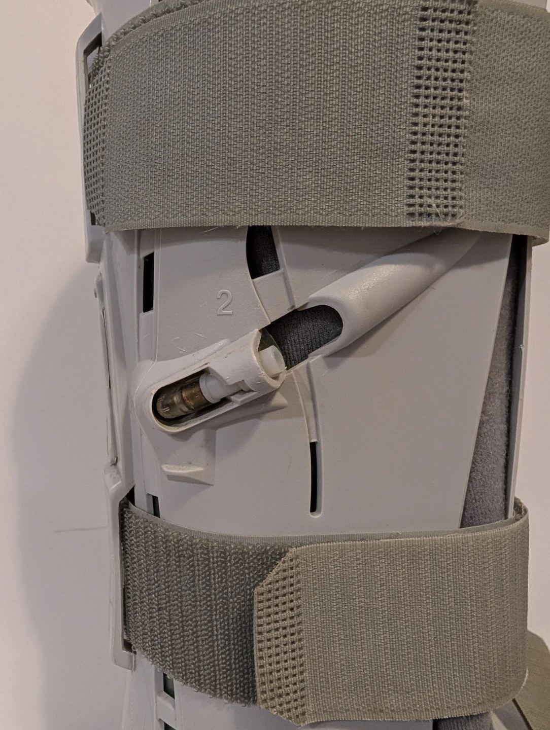 Aircast Walking Boot with Air Pump - photo 3