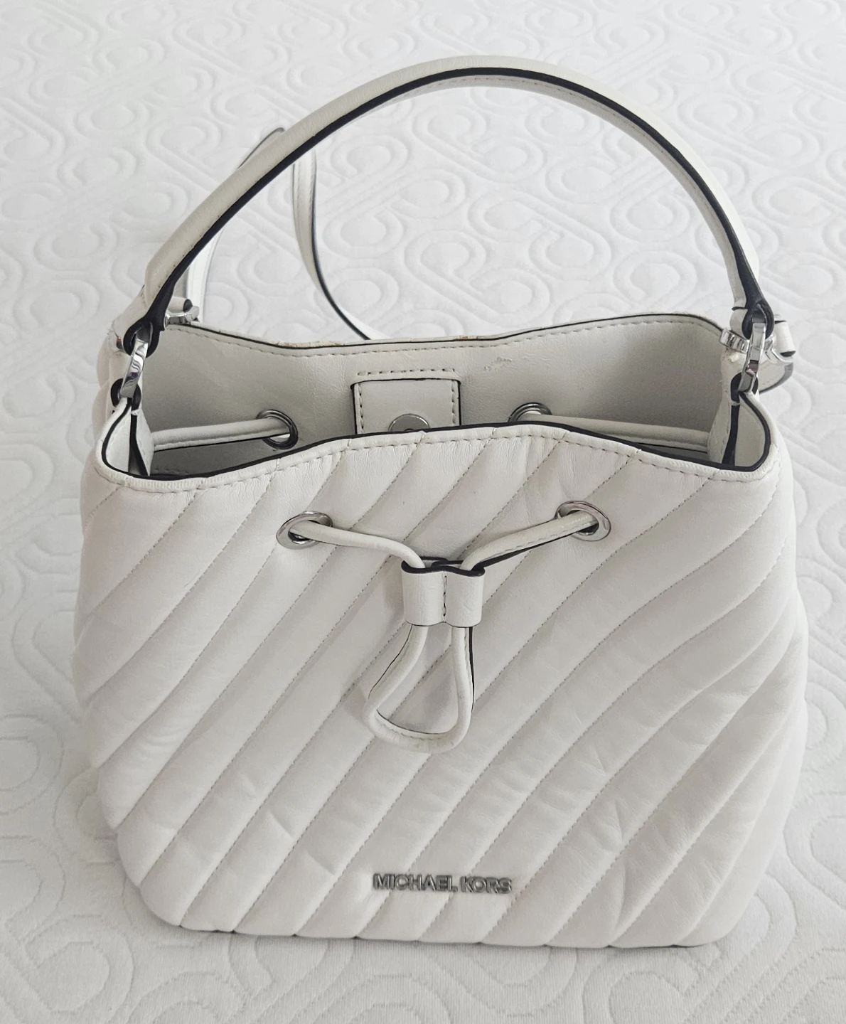 Michael Kors White Quilted Leather Bucket Bag