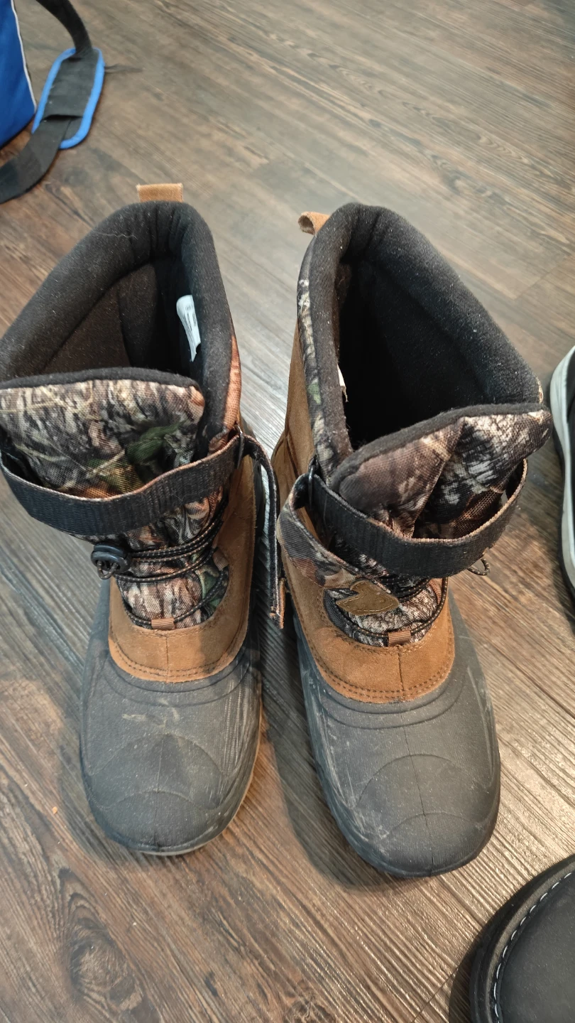 Men's Camo Winter Boots size 9.5