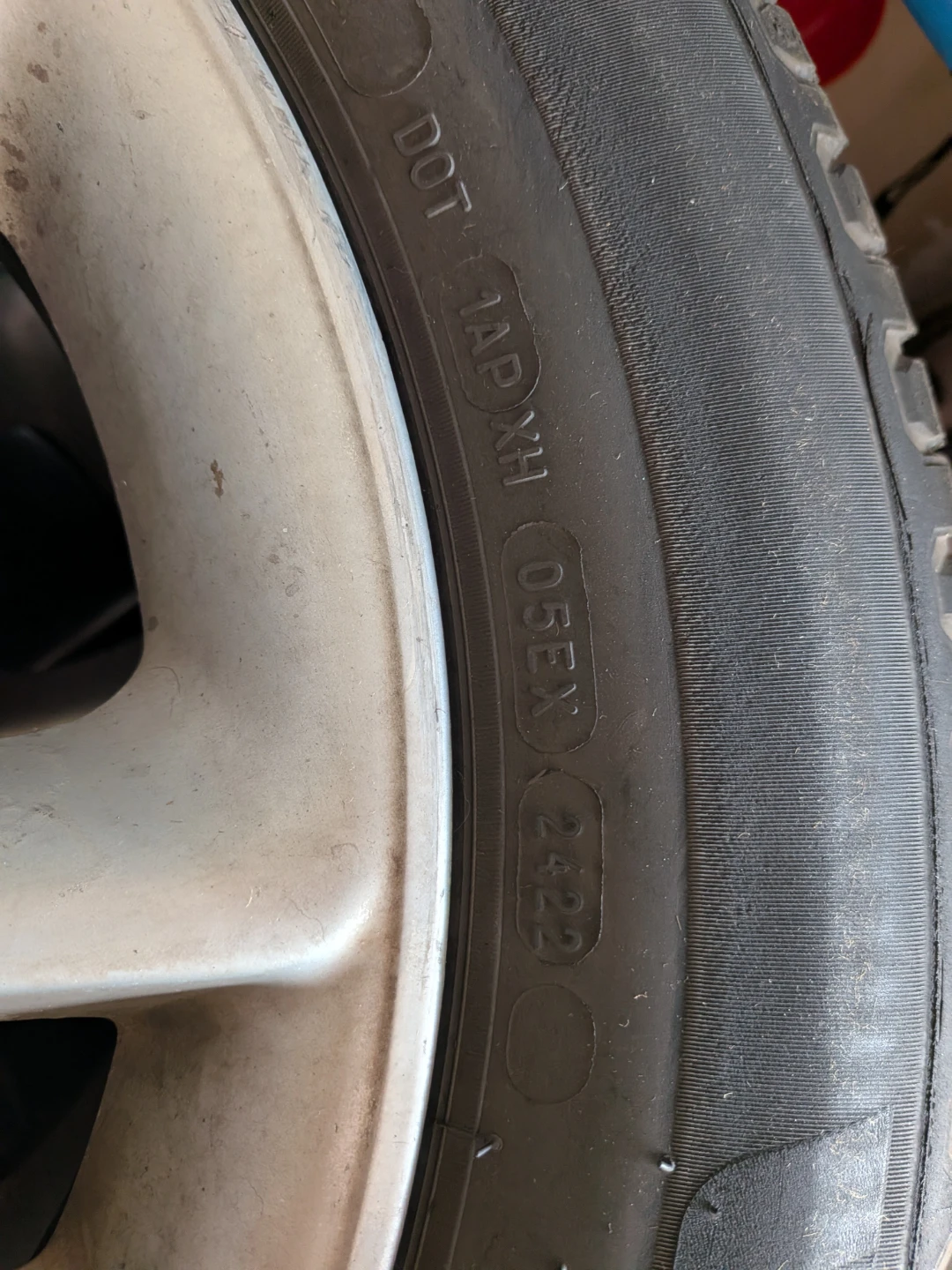 Michelin X-Tour A/S 225/60R17 Tires - photo 3