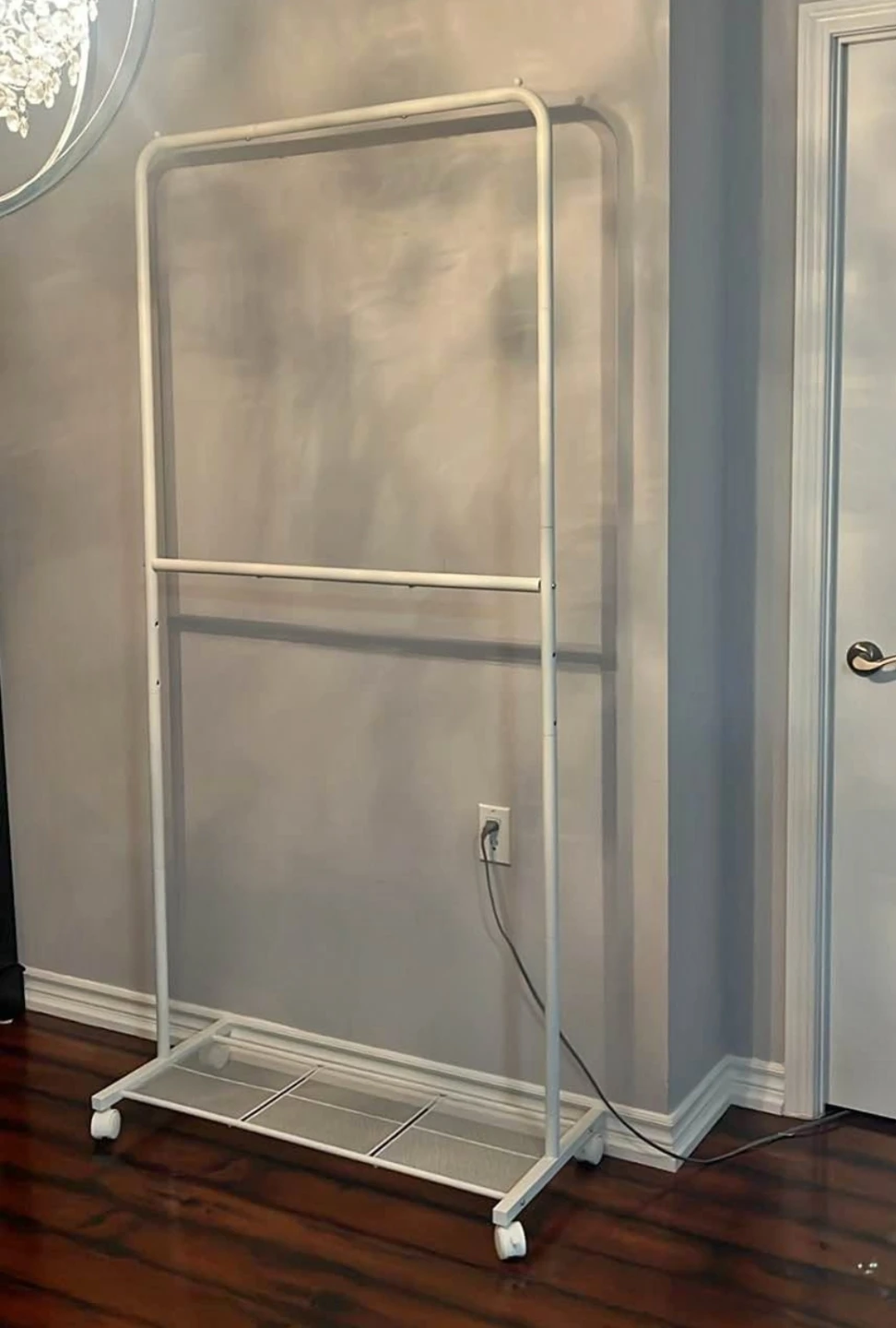 SONGMICS White Metal Garment Rack - photo 4