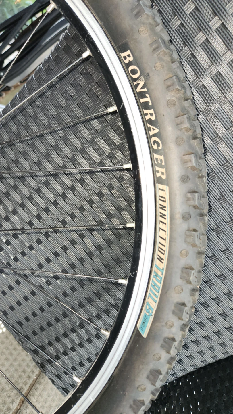 Vuelta front bicycle rim full setup - photo 3