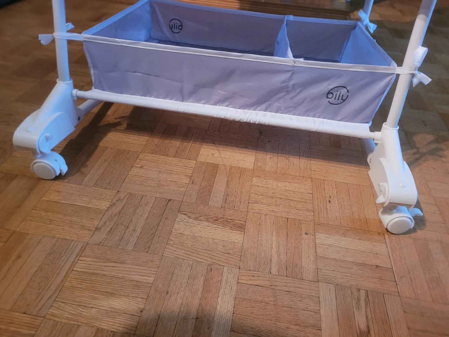 Bily Rocking Bassinet With 5 Fitted Sheets - photo 4