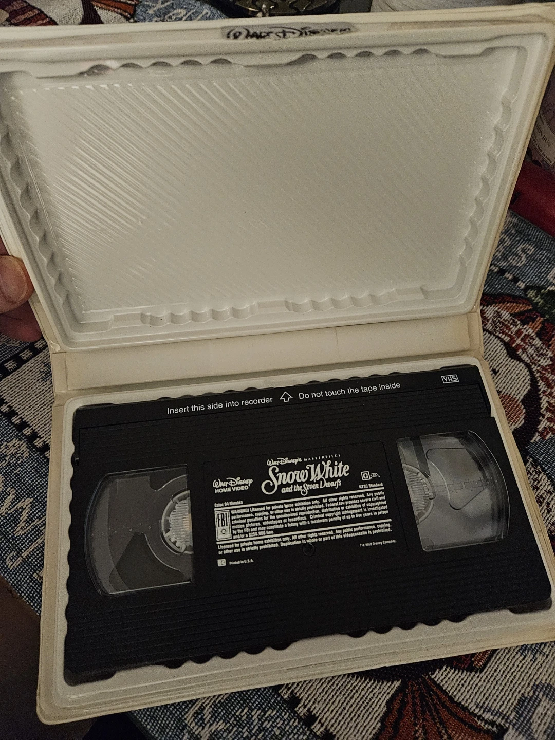 Disney's Snow White and the Seven Dwarfs VHS Tape - photo 3