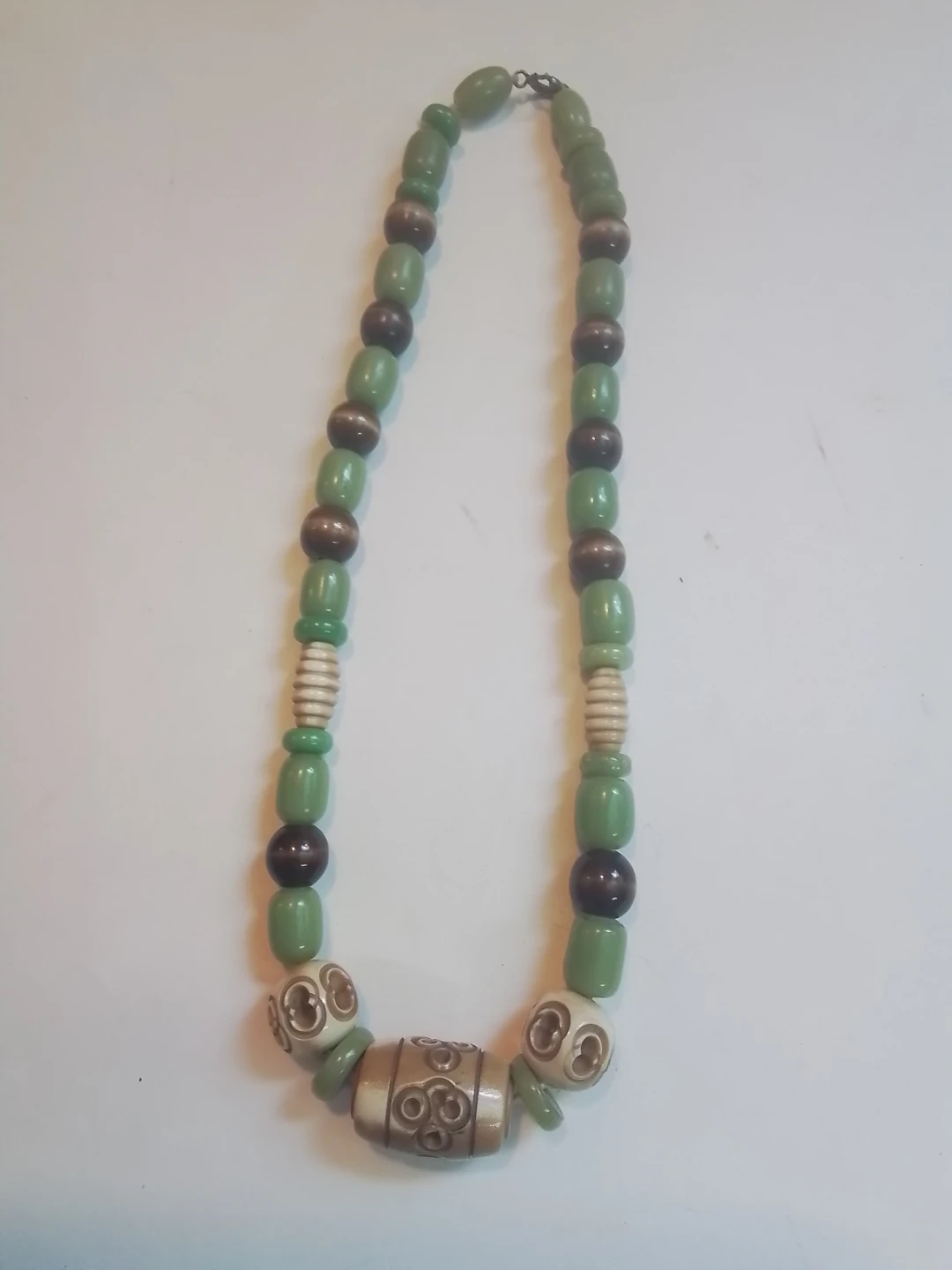 Vintage Boho Chic UV-Reactive Faux Jade & Cat’s Eye
