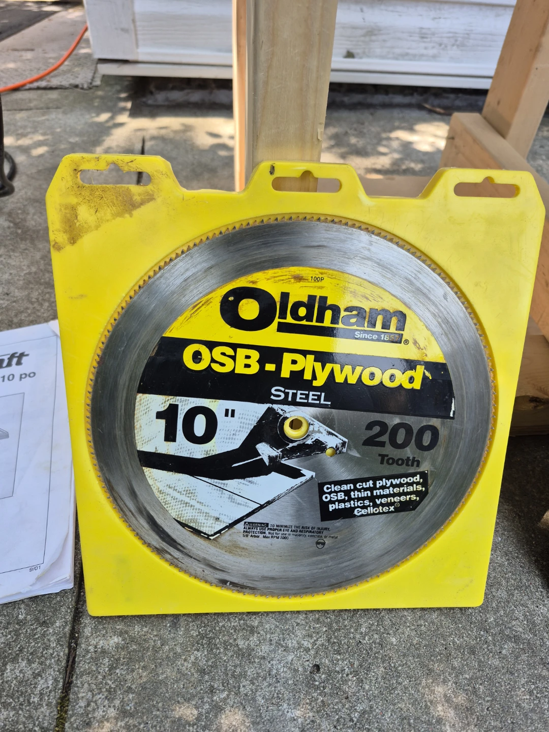 Mastercraft 10" table Saw With sands - photo 2