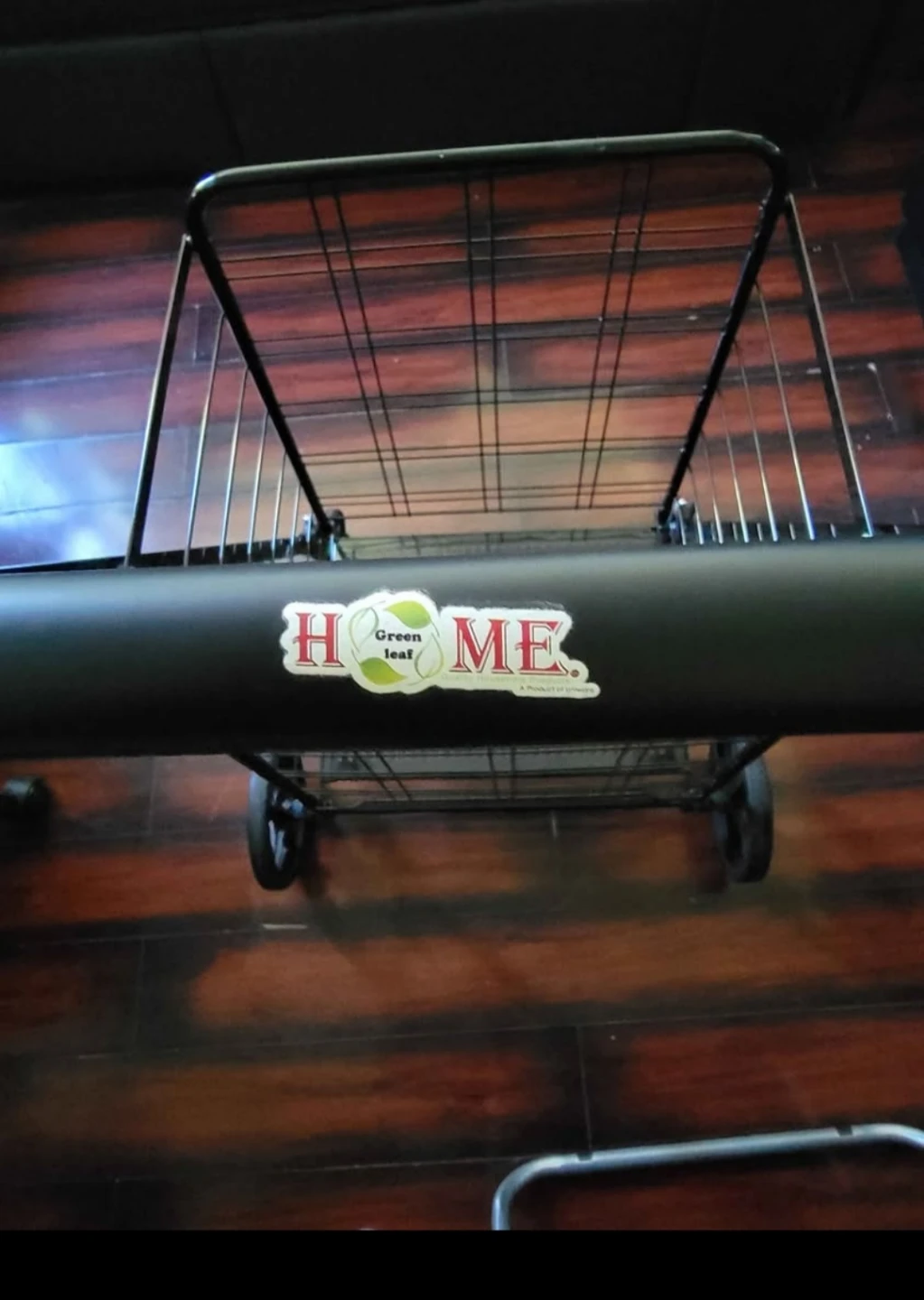 HOME Green Leaf Shopping Cart