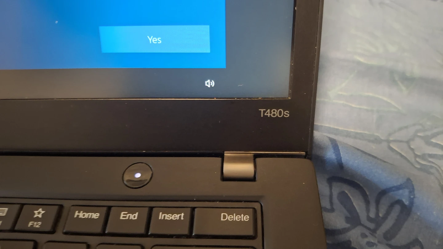 Lenovo ThinkPad T480s Laptop - photo 2