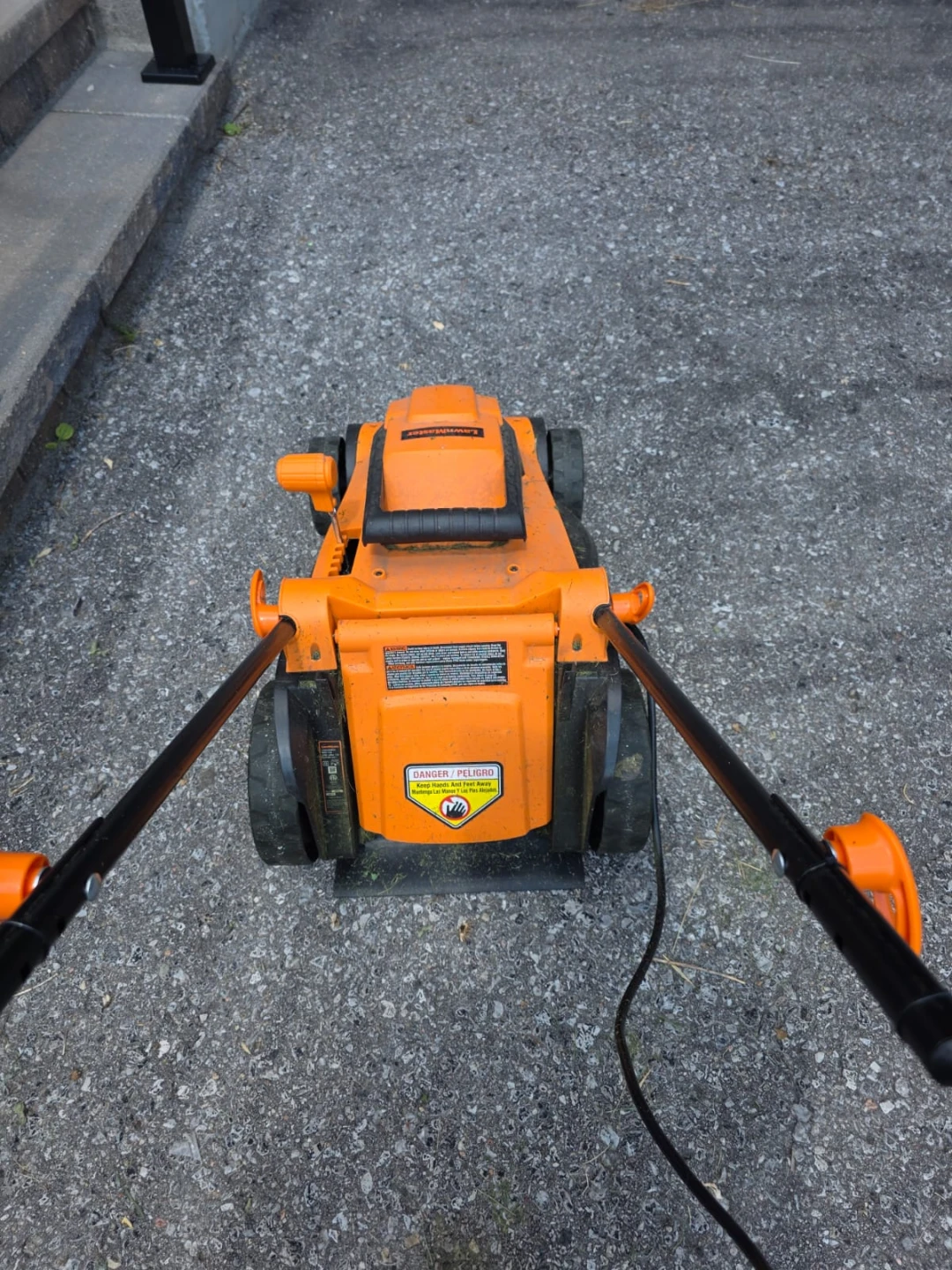 LawnMaster Electric Lawn Mower - photo 2
