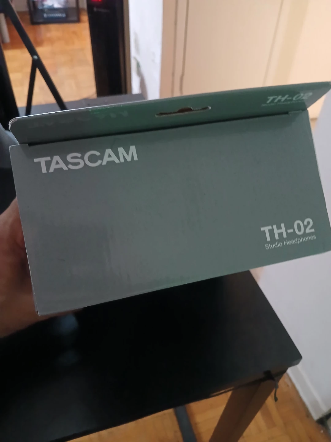 Brand new Tascam TH-02 studio monitoring headphones - photo 5