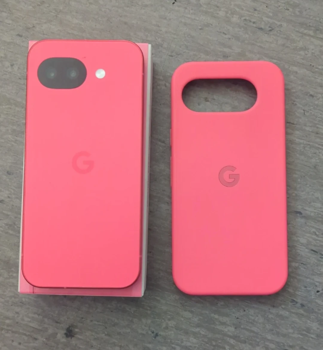 Open boxed Google pixel 10A - photo 2