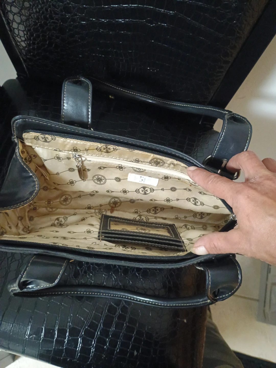 Black Faux Leather Handbag - photo 2