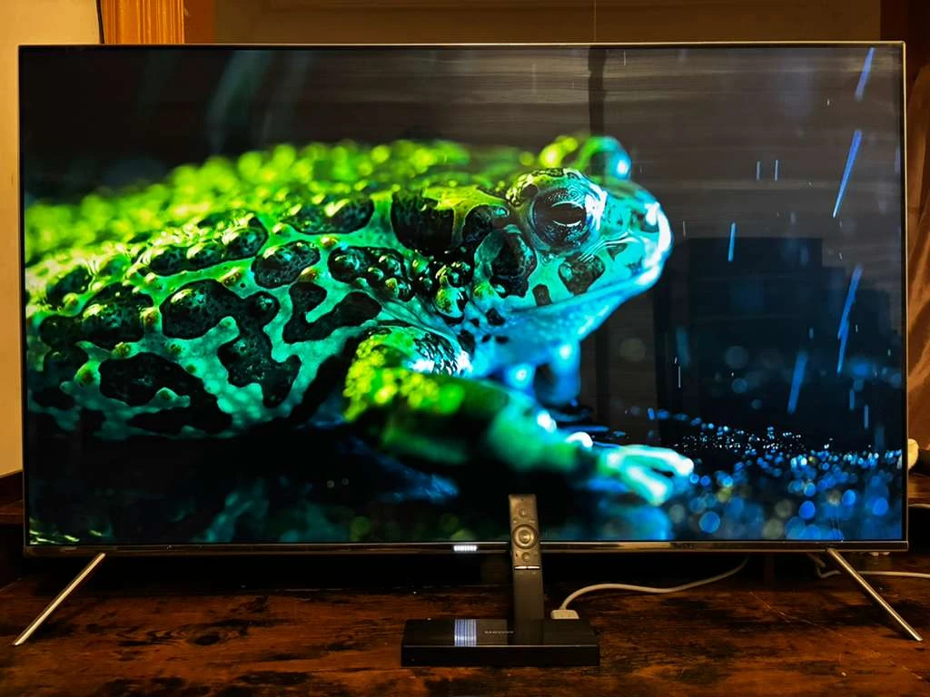 49" Samsung TV with Remote and One Connect Box