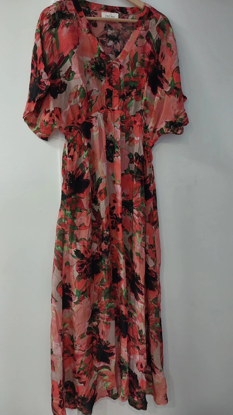 Brand new floral maxi dress with black inner