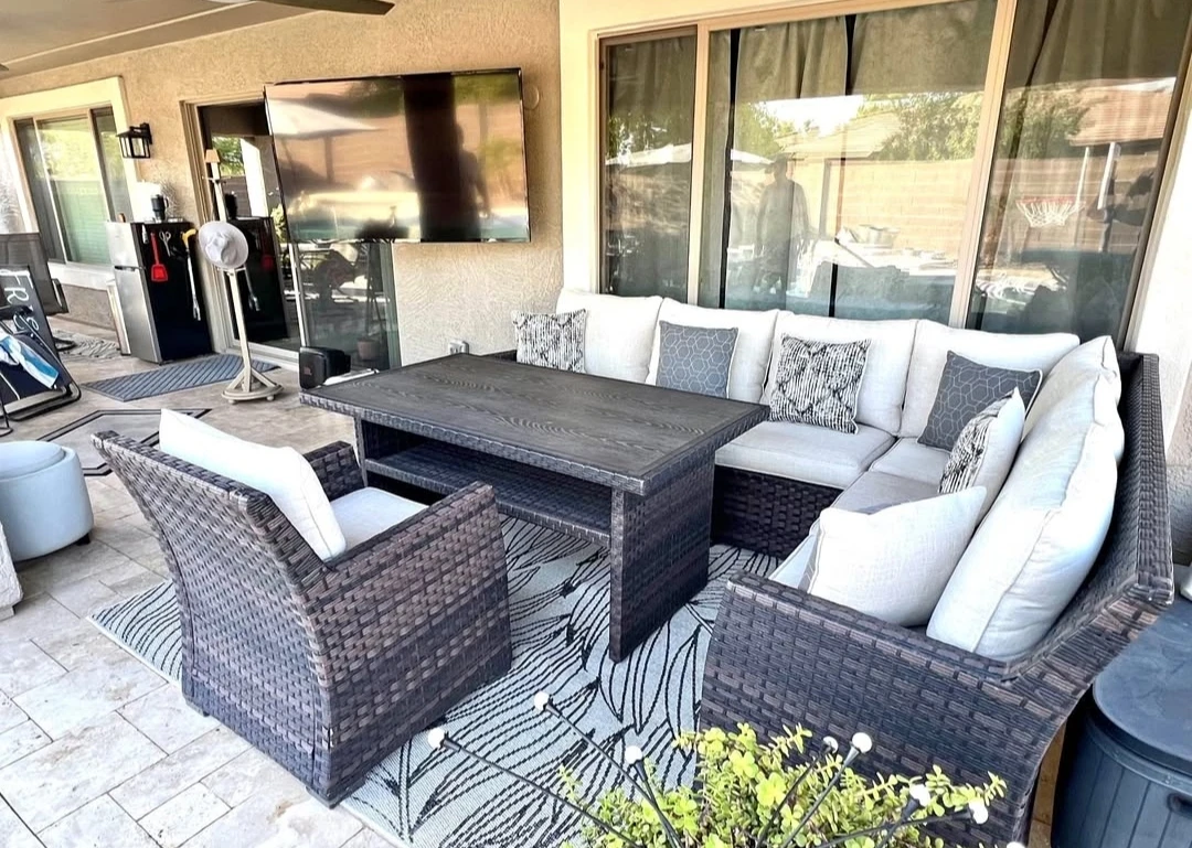 Patio furniture set