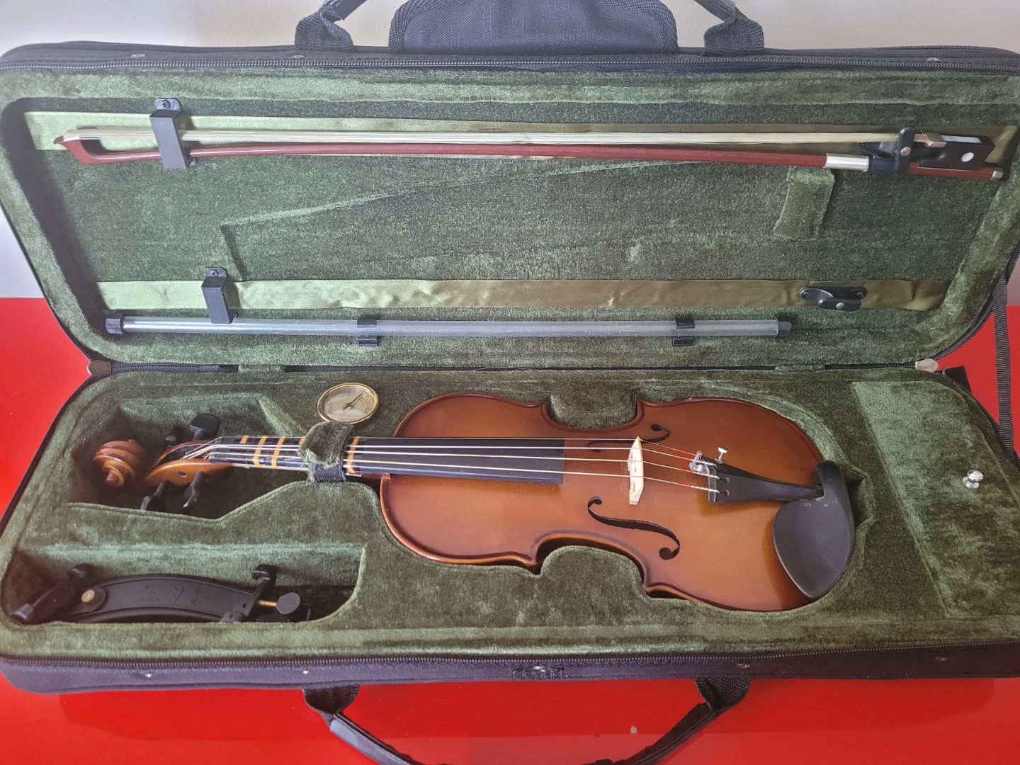 Violin 3/4 with Case and Accessories