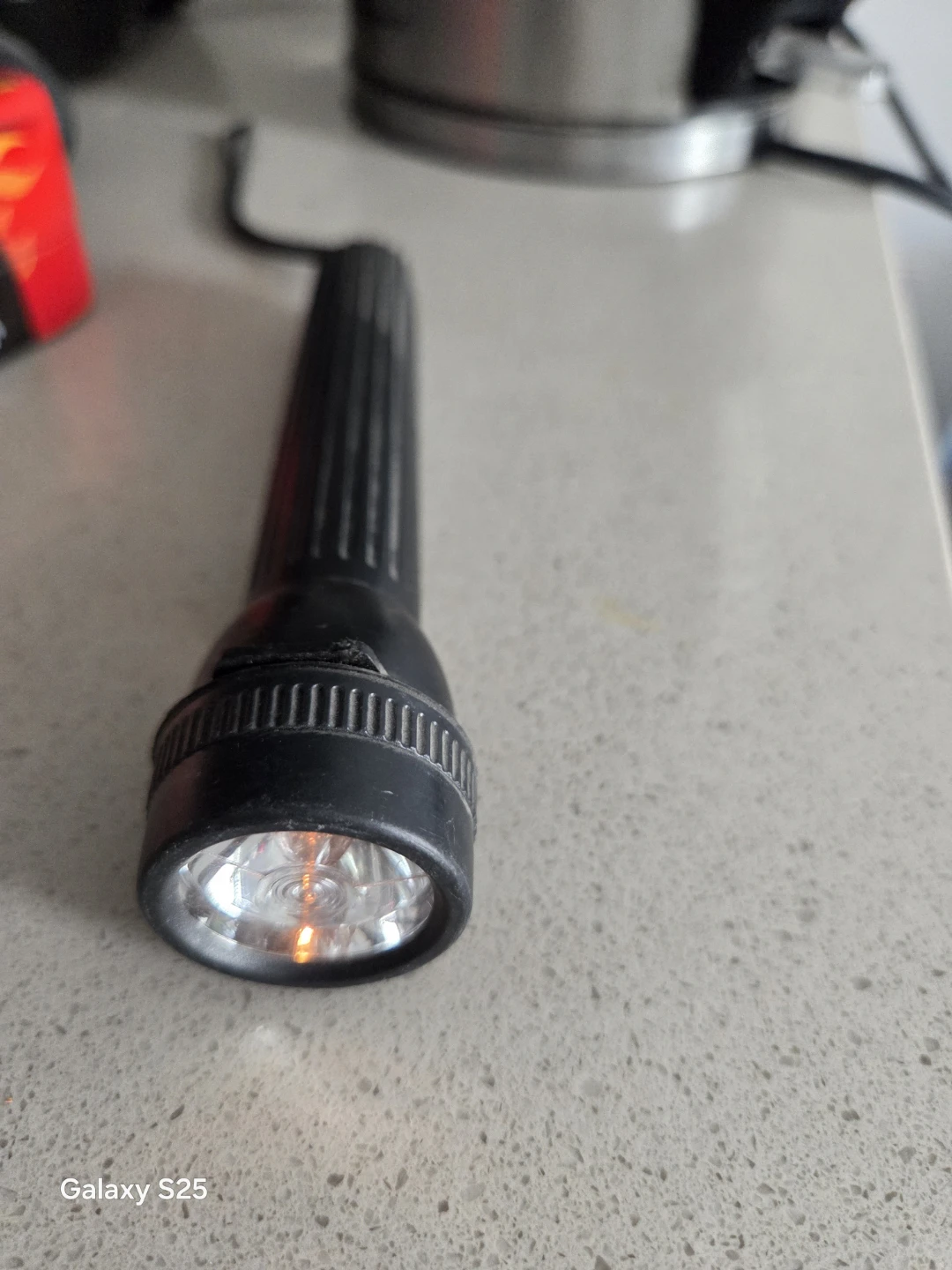 Rayovac Flashlight - photo 5