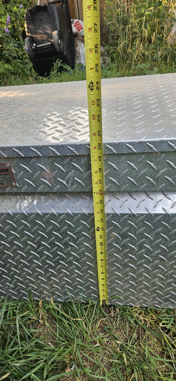 Challenger Aluminum Diamond Plate Truck Tool Box - photo 5