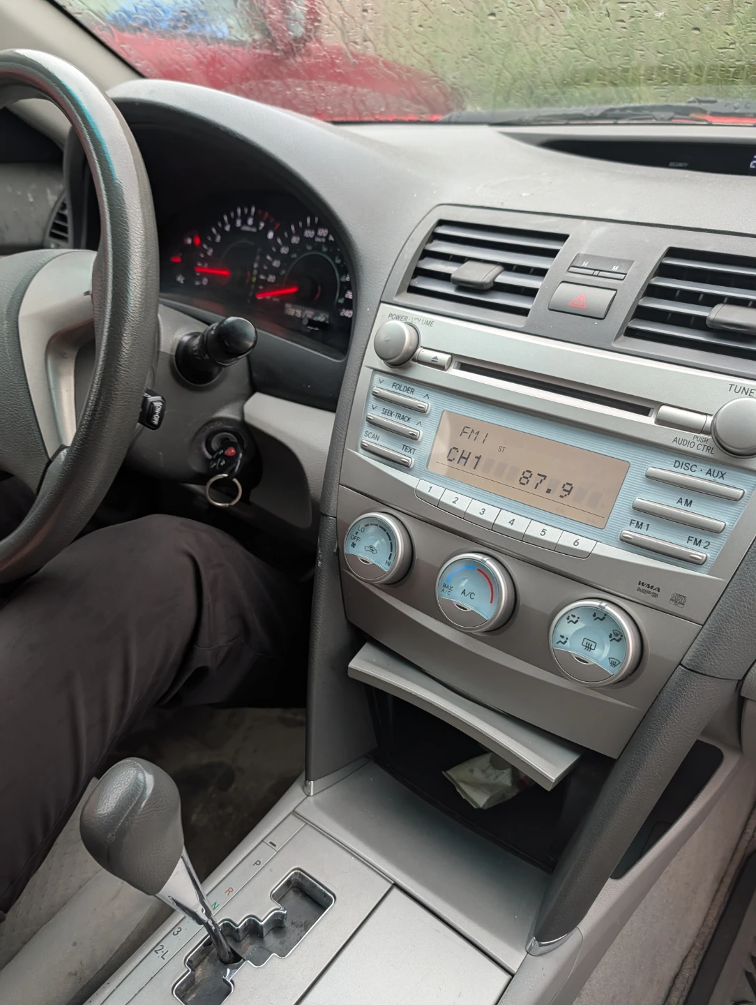 2007 Toyota Camry le red - photo 5