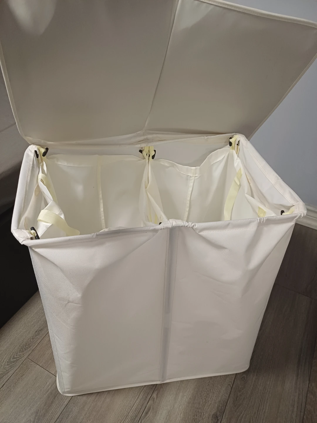 White 2 compartment laundry hamper with lid - photo 3
