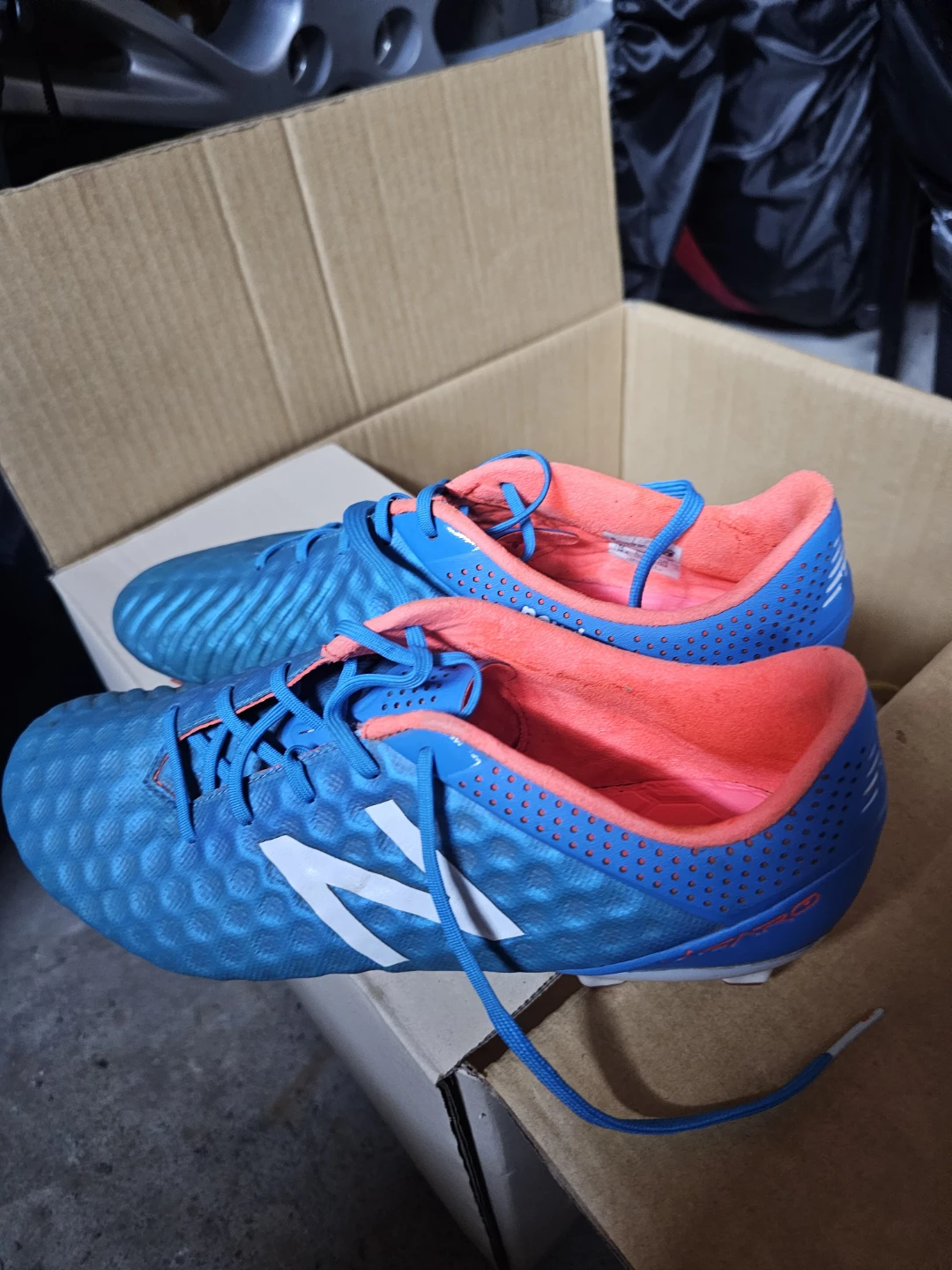 New Balance Soccer Cleats [Size 8.5]