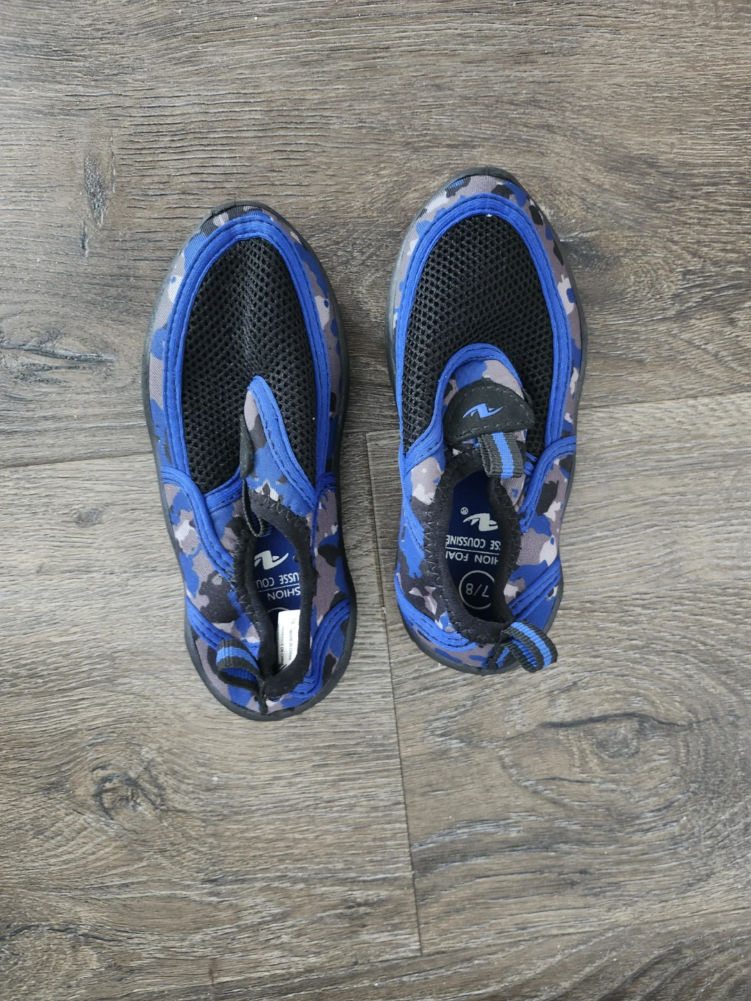 Athletic Works Kids Water Shoes Size 7/8 - photo 2