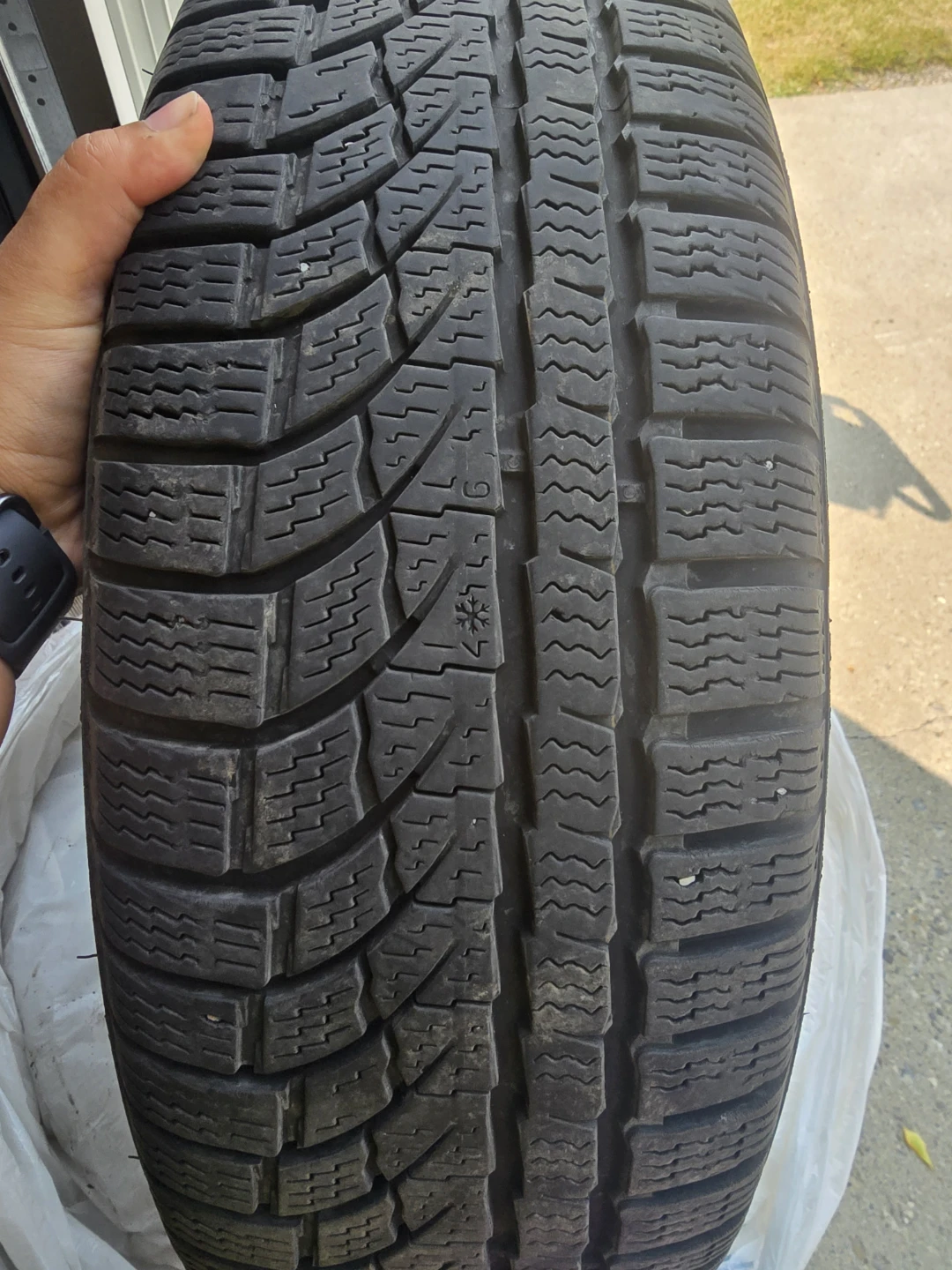 Nokian WR G4 All Weather Tire 185/65R15 - photo 2