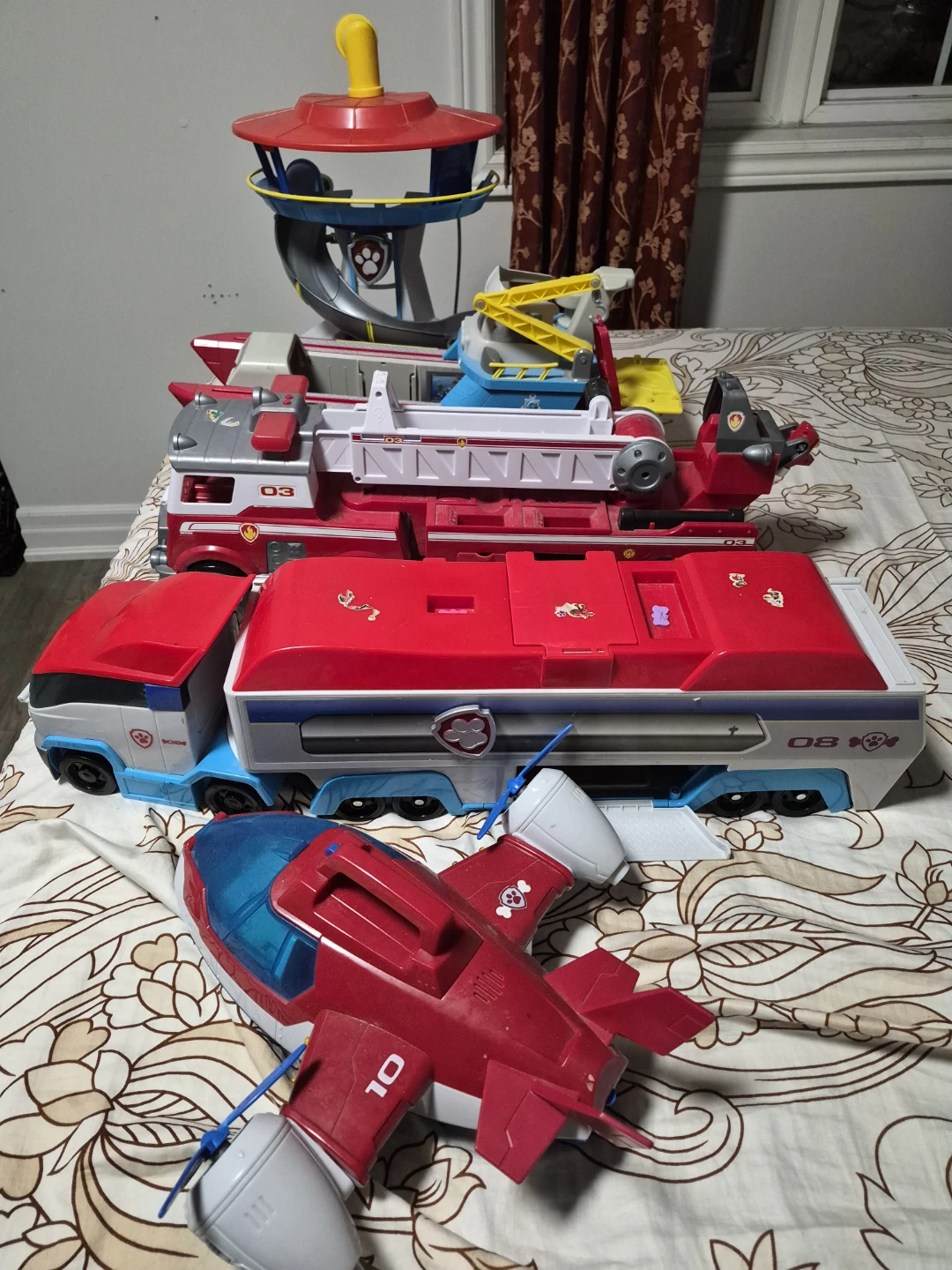 Paw patrol trucks