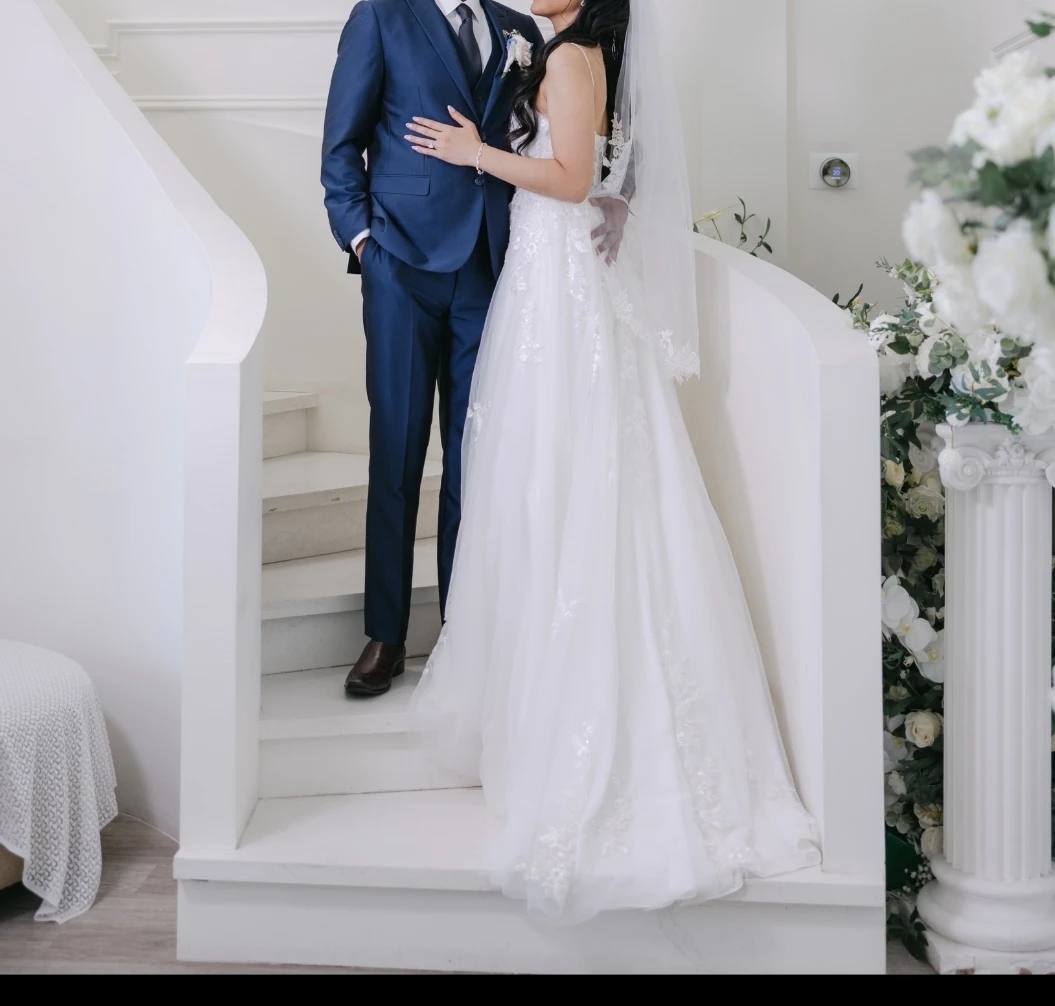 Beautiful bridal wedding dress - photo 3